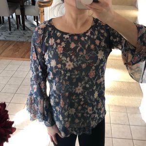 Evereve - Allison Joy Calla Floral Mesh Top - XS